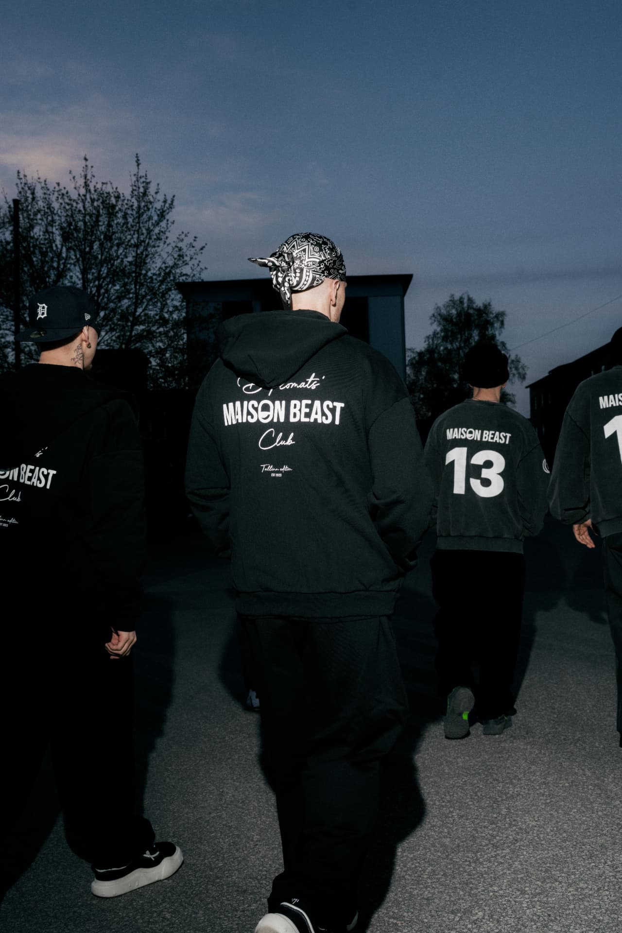 Maison Beast Club Dusk